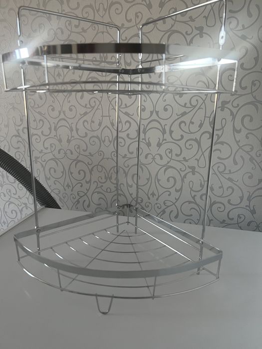 Продаётся этажер для ванной комнаты