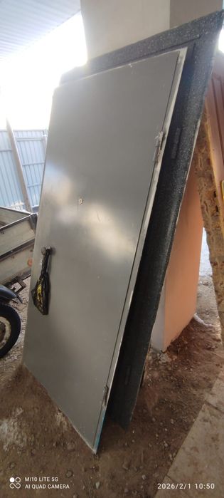 продам дверь входную