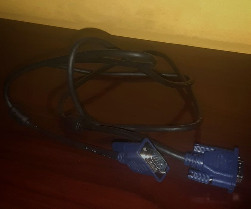 Cablu VGA la VGA