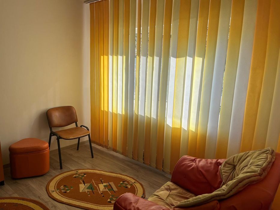 Vând garsonieră Petroșani Nord