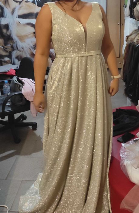 Бална рокля  блестяща