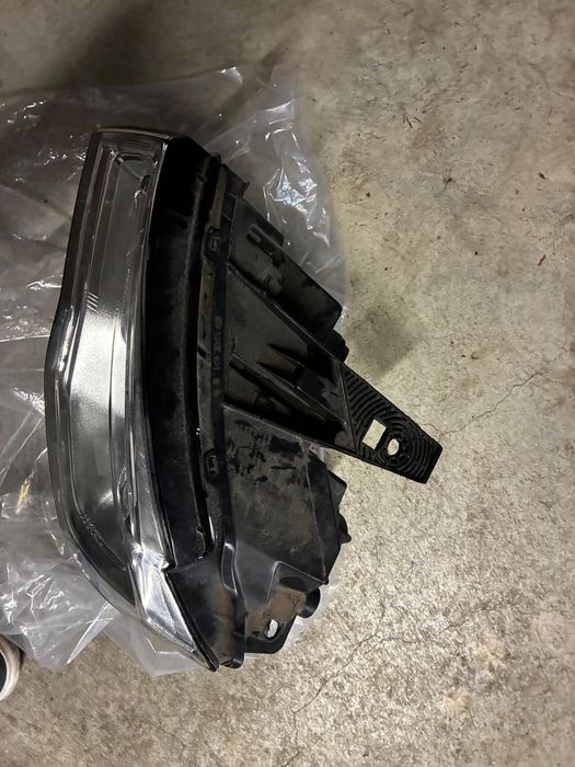 Jeep Grand Cherokee WK2 2016 LED фарове