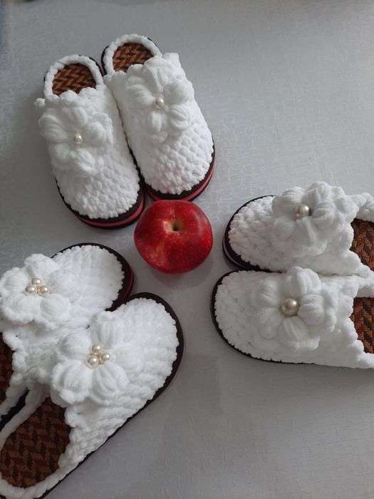 Продам Вязаные домашние тапочки