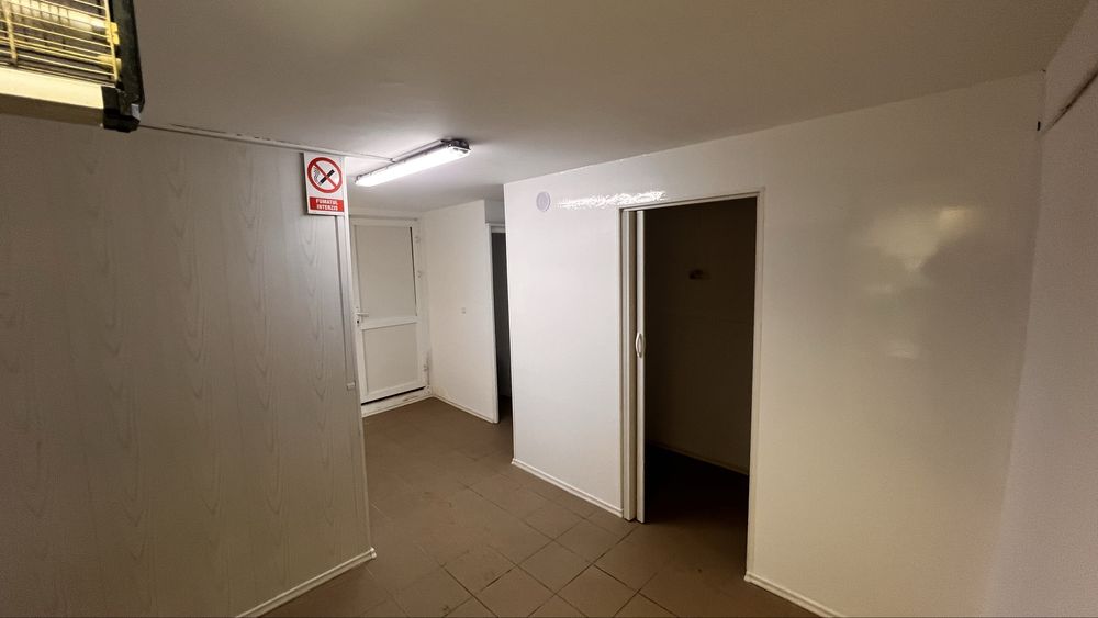 Casă pentru locuit sau Spațiu Comercial 95 mp utili / 131 mp construiți si curte  293 mp, com Lumina, str Mare 169 vis a vis de primărie