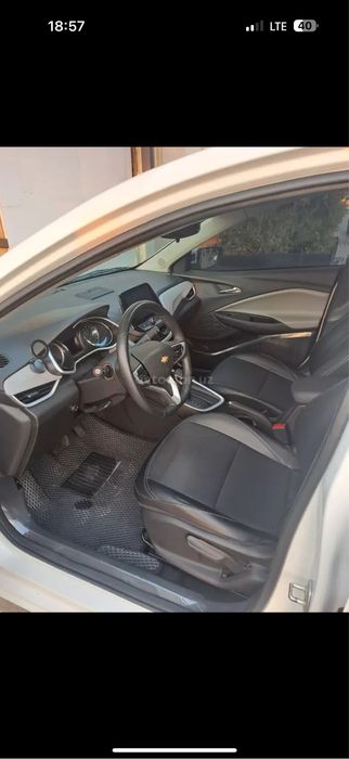 Chevrolet Onix 2023 — 3