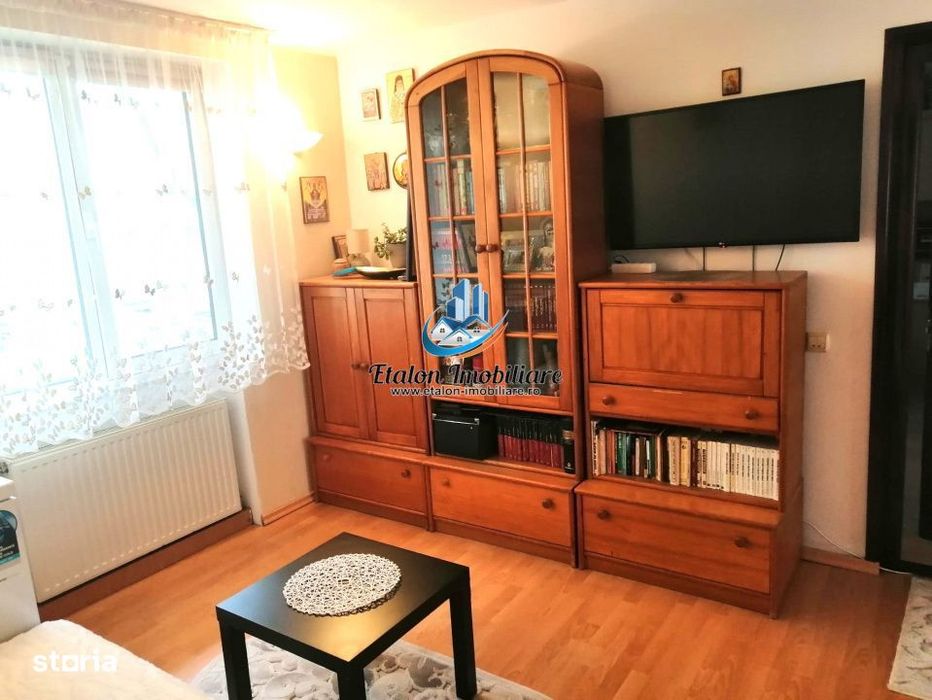 Apartament 4 camere, zona Stadion Precista, Piatra Neamt