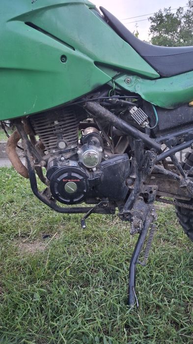 Vand cross 150cc stare foarte bună