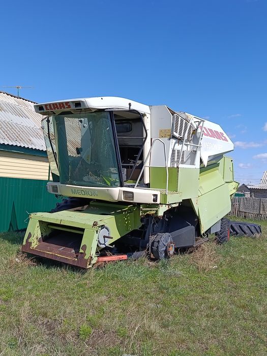 Комбайн CLAAS MEDION 320