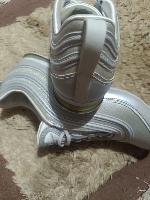 Adidași Nike de colecție