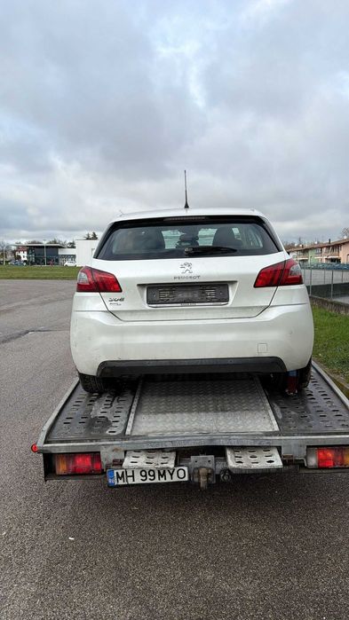 Dezmembrez Peugeot 308 1.5 HDI 130 CP cutie de viteze automata 2018