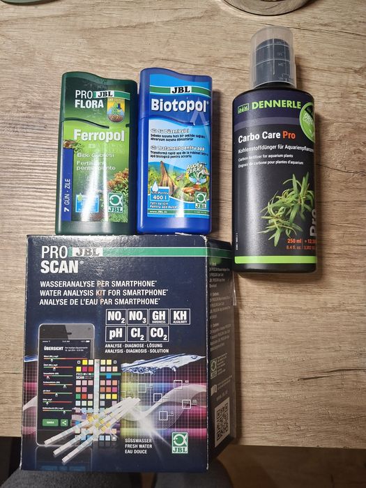 Acvariu complet 20L cu echipament premium (Dennerle, Aquael)