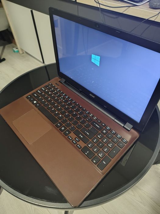 Laptop Acer NGT5TEK