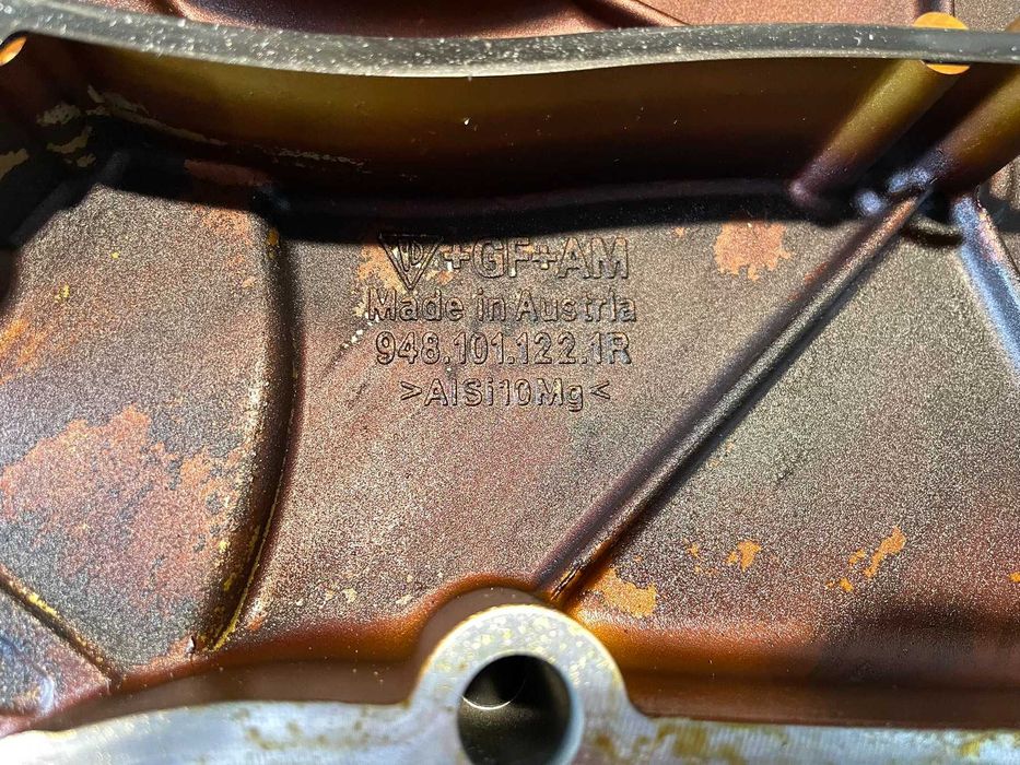 Преден Капак Ангренажно Задвижване Porsche Cayenne 957 4,8 V8