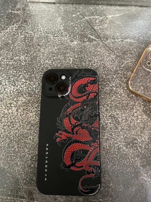 Iphone 15 в коробке с документами