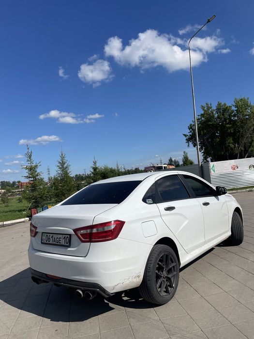 Lada vesta в хорошем сост