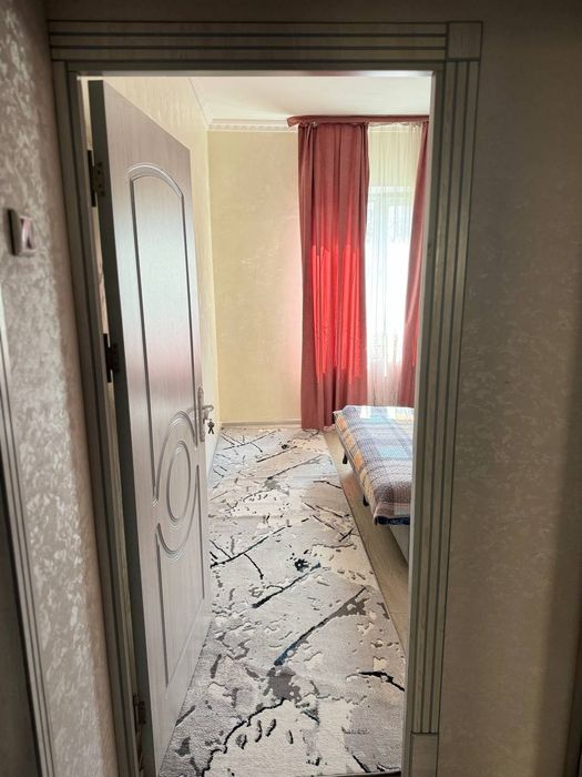 Срочно продаётся 2-3 комнатные квартира (+10м2)