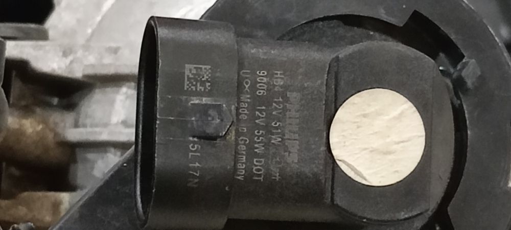 Халогени, фарове за Kia Sportage IV 2016-2017 мокетни стелки