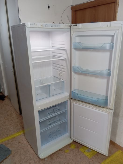 Продам холодильник