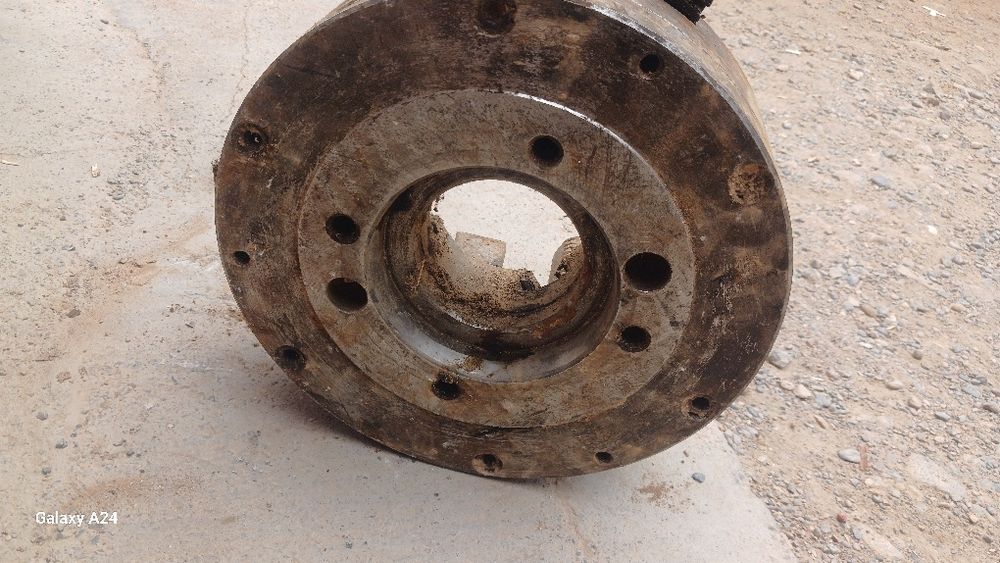 Такарни патрон д350