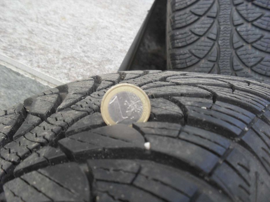 Алуминиеви джанти R15 и зимни гуми 195/65/15, цена 180€