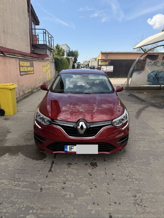 Renault  Megane TCe 140 EDC garantie 2029