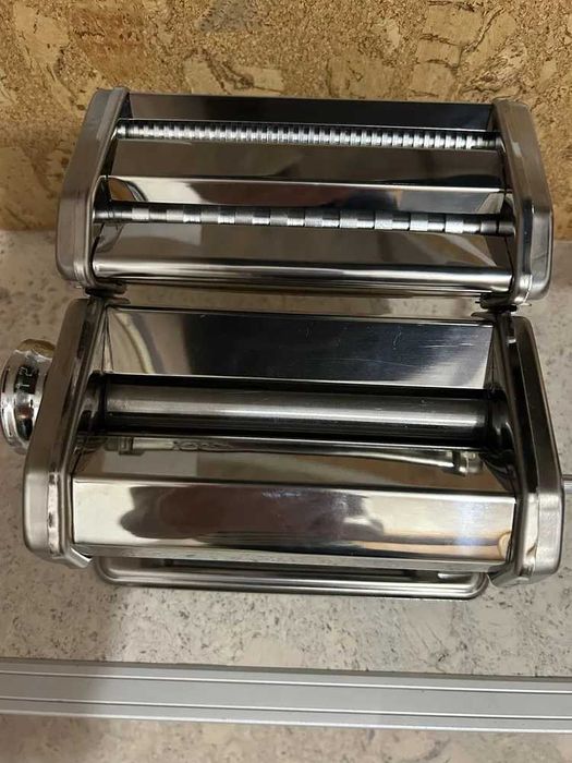 Ръчна машина за прясна паста