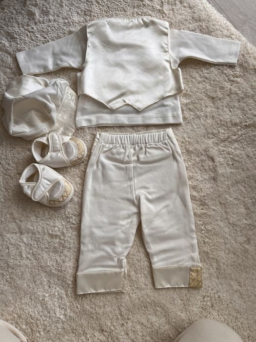 Бебешки комплект 0-3 месеца от 5 части