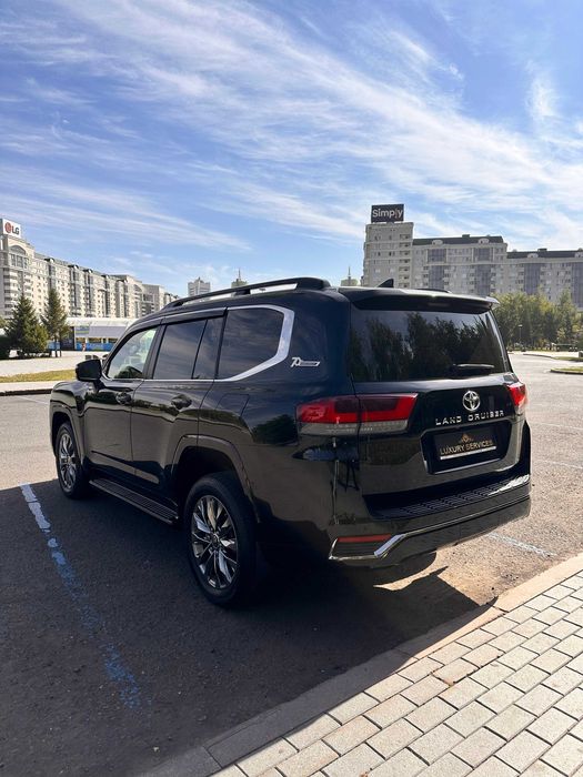 С ВОДИТЕЛЕМ! Аренда авто Прокат Крузак Крузер Toyota Land Cruiser 300