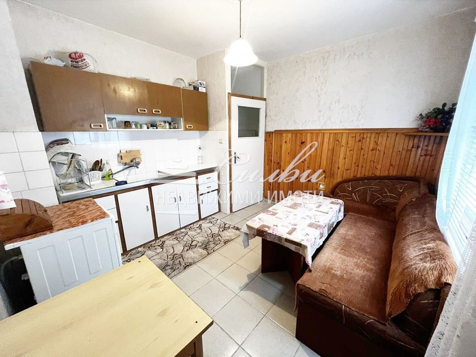 Продава се Тристаен апартамент в Шумен, Боян Българанов 2 - 85 кв.м за 591 €/кв.м - Снимка #6