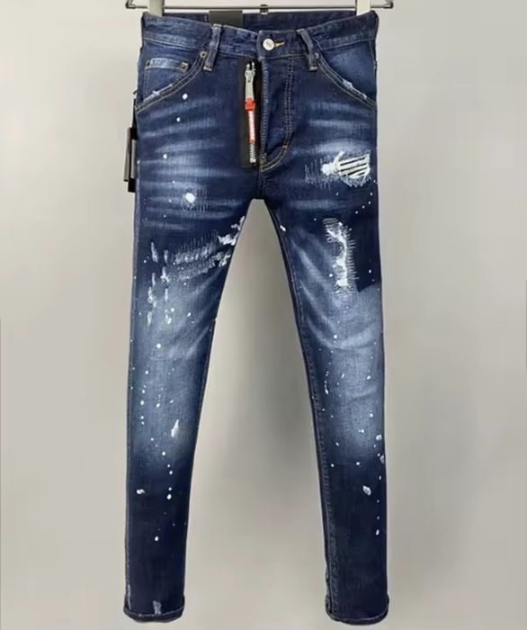 Blugi model deosebit