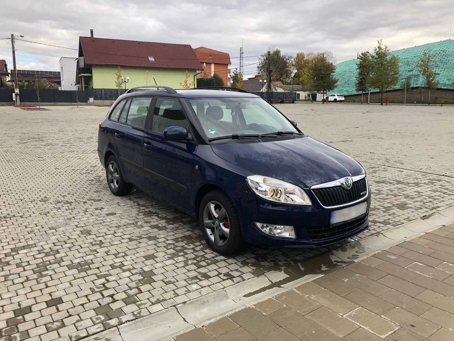 SKODA Fabia 2012 — imagine 3