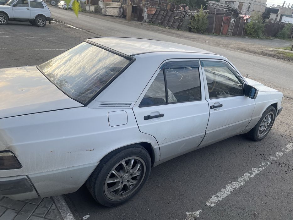 Продам Мерседес 190