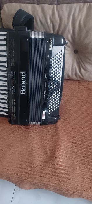 Vind acordeon roland fr 7 x