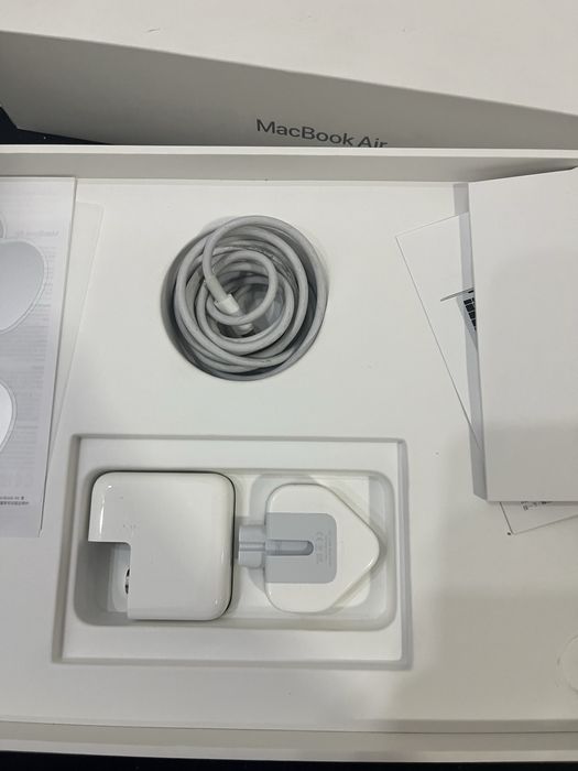 Макбук айр экран сломан