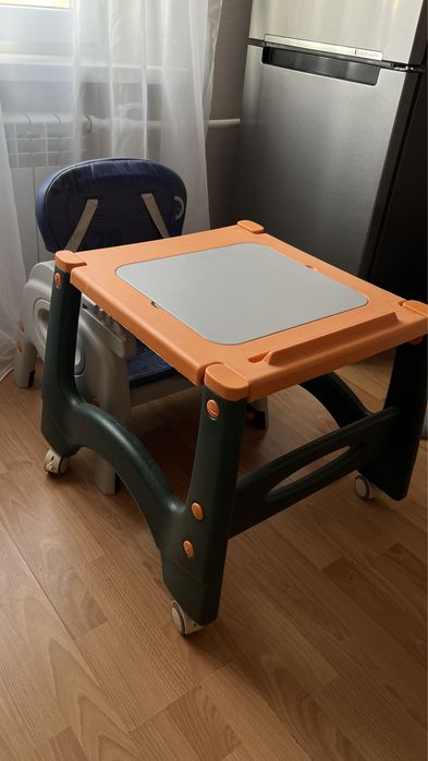 Стул для кормления +стол со стульчиком