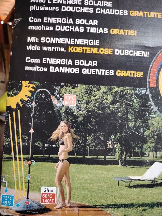Duș solar pentru curte