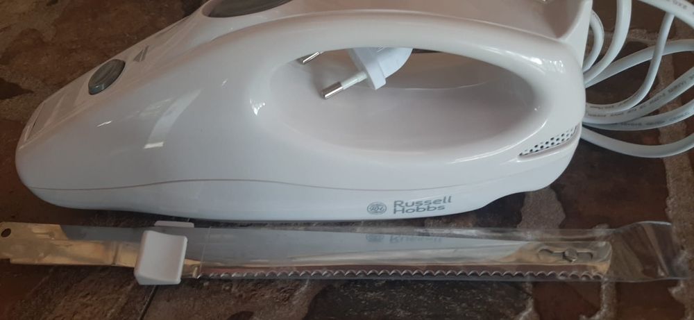 Cuțit electric Russell Hobbs