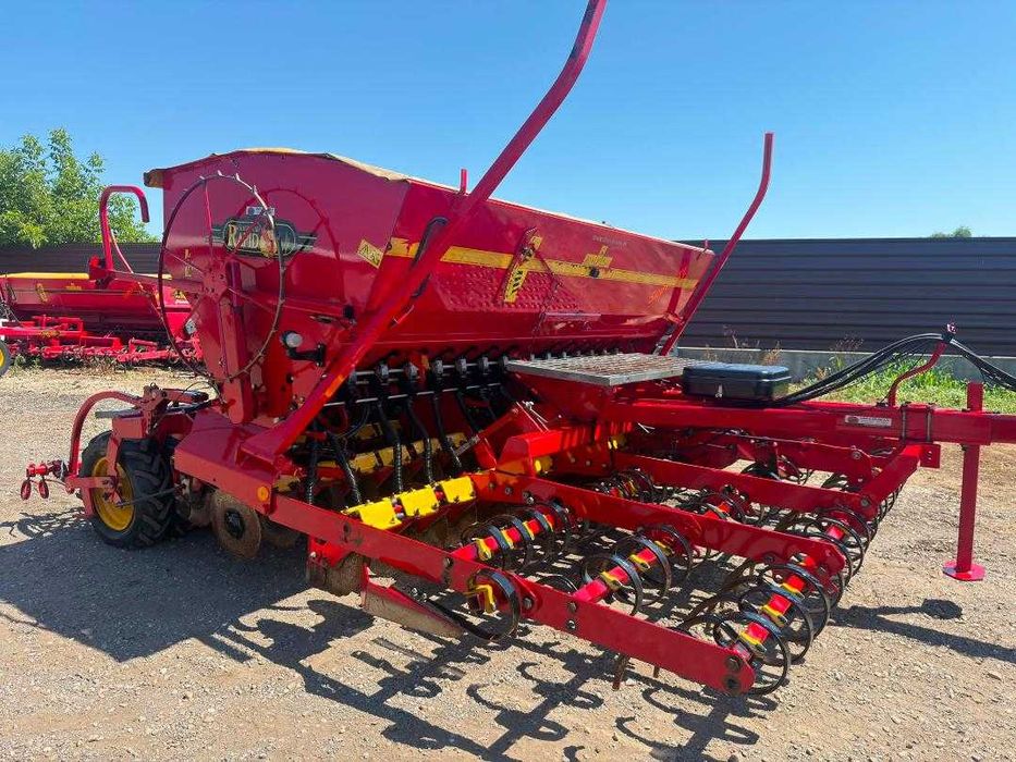 Semanatoare Vaderstad Rapid 400 C SUPER XL cu PREGATIRE MIXTA si FERTILIZARE in DISCURI an 2017 Amazone Gaspardo John Deere Case Claas New Holland