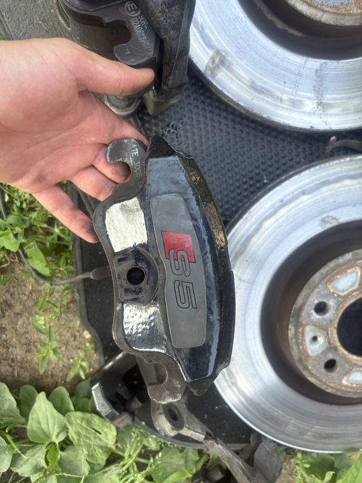 Audi A5/S5 Golf seat предни спирачки