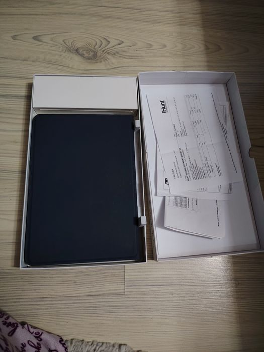 Tabletă cu tastatură, cartela telefon, ca noua