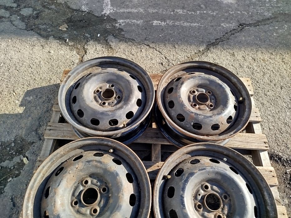 15 цола 4 х 100 мм Опел Агила/ Сузуки Сплаш - 5,5 инча / ЕТ 50