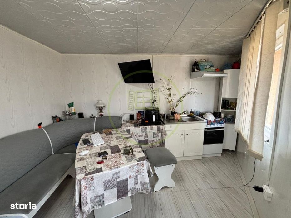 Spatiu comercial, 32 mp, cartier Bariera Valcii, zona scoala Ion Tucul