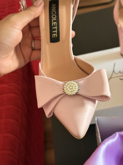 Pantofi Ancolette roz pudra