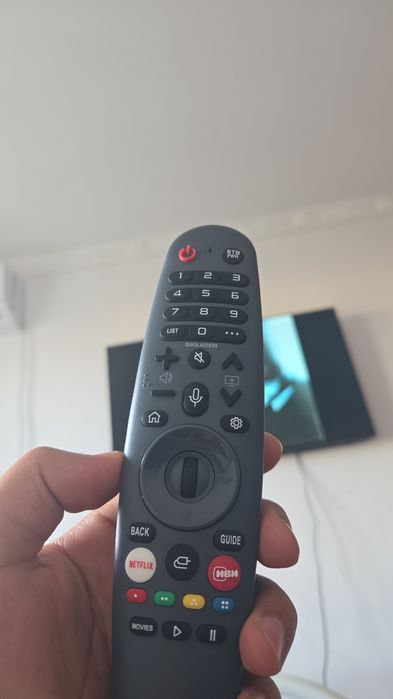 Телевизор LG 109 см