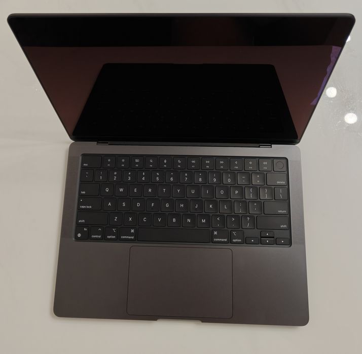 MacBook Pro 14 M3PRO 18/1TB 10 циклов