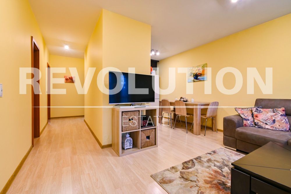 Дава се под наем Тристаен апартамент в София, Овча купел - 90 кв.м за 1125 € - Снимка #2