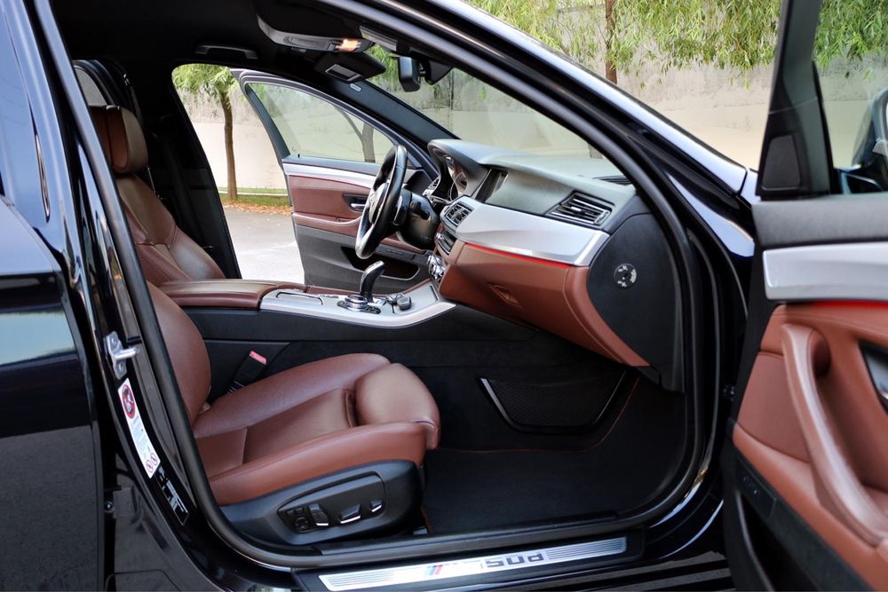 BMW  SERIA 5  F10 M550D