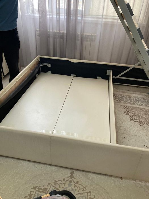 Кровать двух местный