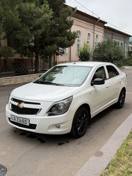 Cobalt Midnight 2025 yil Oq rang Avtomat yengi tayyor moshina