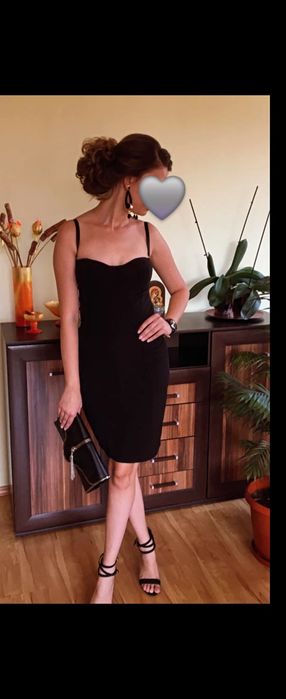 Черна рокля "Крем от рози"  с твърди чашки